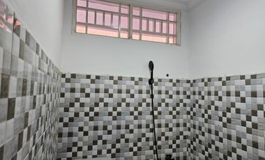 Disewakan Rumah Siap Huni Di Taman Modern  Cakung Jakarta