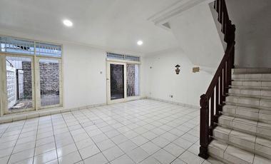 Disewakan Rumah Siap Huni Di Taman Modern  Cakung Jakarta
