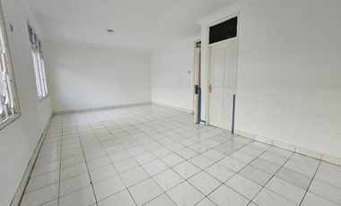 Disewakan Rumah Siap Huni Di Taman Modern  Cakung Jakarta