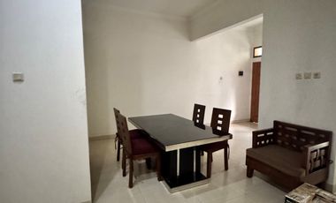 Jual rumah Rawalumbu kondisi full renovasi dan bangunan masih bagus