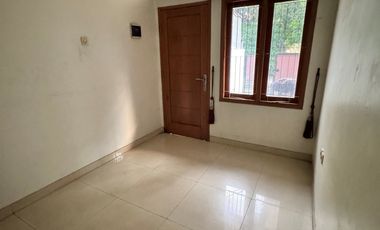 Jual rumah Rawalumbu kondisi full renovasi dan bangunan masih bagus