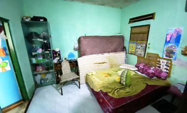 rumah hitung tanah di gilingan solo kota dekat jalan raya