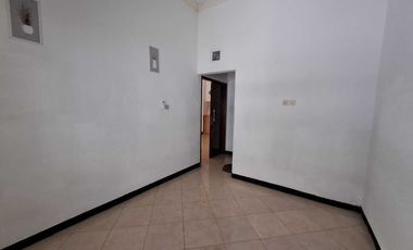 Rumah dikontrakan murah sebelah mall paradise serpong