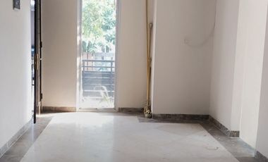 Rumah Di Town House Dekat St Tj Barat Dan Aeon Mall & dapat dicicil