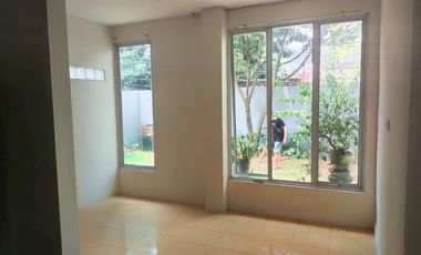 Rumah Di Town House Dekat St Tj Barat Dan Aeon Mall & dapat dicicil