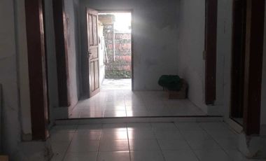 Rumah luas di kontrakkan/mess/kantor di Kebumen