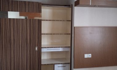 Di sewakan  per tahun view pantai Apartment Malibu suites golden tulip