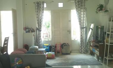 dijual rumah di awiligar Cigadung