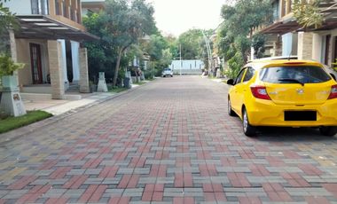 Rumah dengan kolam renang di perum Vasana Residence sleman yogyakarta