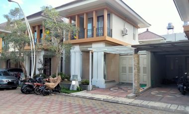 Rumah dengan kolam renang di perum Vasana Residence sleman yogyakarta