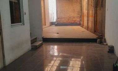Disewakan Murah Tempat Usaha 3 Lantai SHM  di Serpong