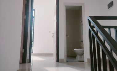 Rumah ready stok 2lt dekat MRT dan Tol