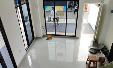 Di Jual Rumah Jl Angkasa Kemayoran 3Lt  Bisa Untuk Usaha Harga Terjangkau Jakarta Pusat Bebas Banjir