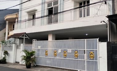 kost an exclusive bebas banjir