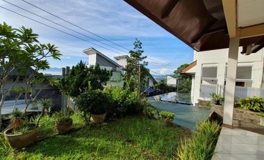 Rumah Villa VIEW SUPER CANTIK dan Luas di Dago Bandung dijual