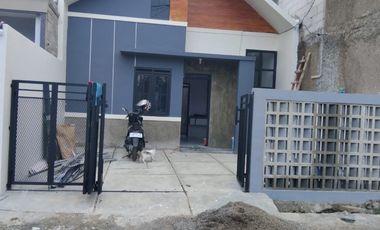 Rumah modern full furnished murah di Soreang