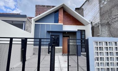 Rumah modern full furnished murah di Soreang