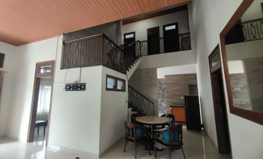 Rumah Mewah 2Lt Plus Furnish Tengah Kota Solo