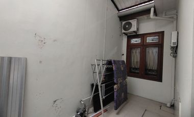 Rumah Mewah 2Lt Plus Furnish Tengah Kota Solo