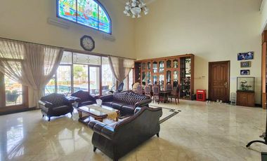 Dijual Rumah Mewah ada Pool Lokasi Strategis di Cipete Jakarta Selatan
