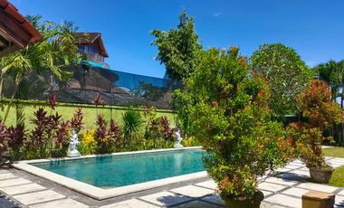 VILLA MEWAH SANGAY LUAS NYAMAN FURNISHED LOKASI STARTEGIS KE PANTAI