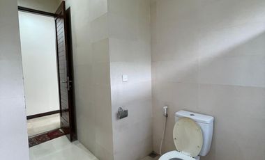 VILLA MEWAH SANGAY LUAS NYAMAN FURNISHED LOKASI STARTEGIS KE PANTAI