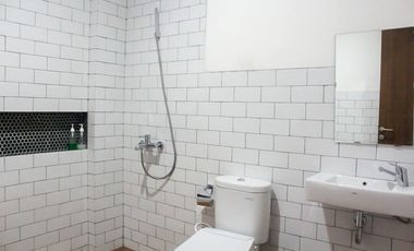 Hotel 3 lt Rooftop view Kota Bandung, full furnished SHM CL 306