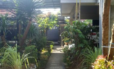 DIJUAL RUMAH STYLE VILLA LINGKUNGAN NYAMAN (NEGO)