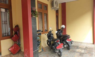 Rumah 2 lantai dekat ambarukmo Plaza di banguntapan bantul yogyakarta