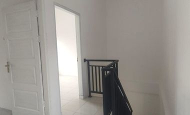Rumah Tingkat Murah Negotipis di gatot subroto ringroad setiabudi sunggal