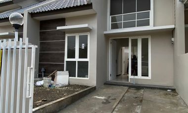 Rumah Murah Lokasi Strategis Mepet Merr dan Juanda