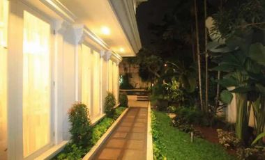 Rumah di jual siap huni.