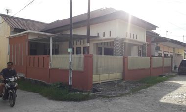 Rumah tipe 160m2 di MARPOYAN dekat ke pusat kota Pekanbaru