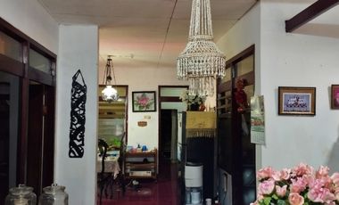 Rumah luas lokasi strategis cocok untuk usaha depan Smpn 1 Batujajar