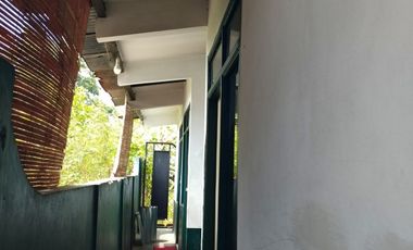 Rumah luas lokasi strategis cocok untuk usaha depan Smpn 1 Batujajar