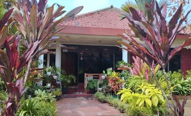 Rumah luas lokasi strategis cocok untuk usaha depan Smpn 1 Batujajar