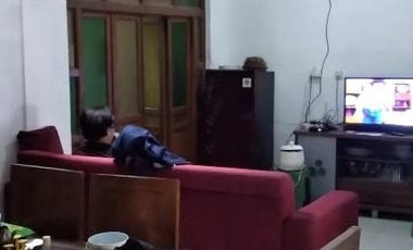 DIJUAL RUMAH ASRI DEKAT PAKELAN , AKMIL , PANCA ARGA