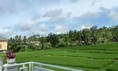 HOTEL VIEW PANTAI DAN GUNUNG SEMINUNG DI BANDING AGUNG