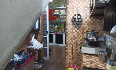 Dijual rumah cantik 3 lantai dlm komplek Citra Bukit Lestari