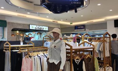 Sewa toko kios baju lantai UG eskalator tangcity mall kota tangerang