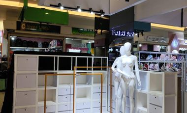 Sewa toko kios baju lantai UG eskalator tangcity mall kota tangerang