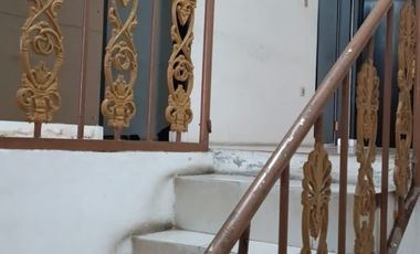 RUMAH CANTIK NYAMAN 2.5 LANTAI SARIJADI BANDUNG SHM