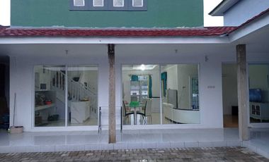 DIJUAL VILLA DAERAH CIPANAS JAWA BARAT