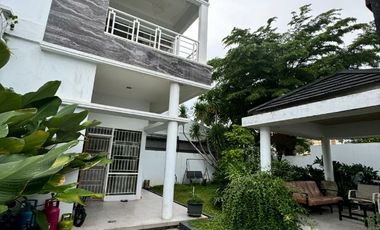 Dijual Rumah Mewah 360/475 + Kolam renang di Kenten Palembang