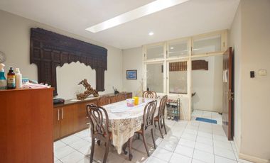 Disewakan Rumah Nyaman Asri di Jalan Bangka, Jakarta Selatan