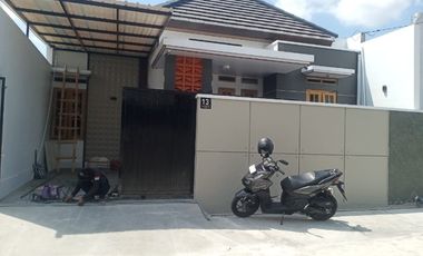 Rumah cantik singopuran Kartosuro  Ums