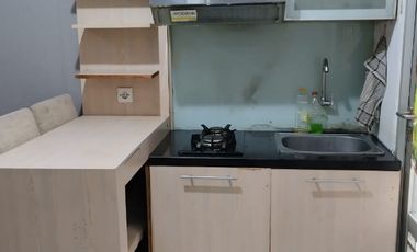Dijual  Apartemen 2BR Semi Furnish di Kelapa Gading