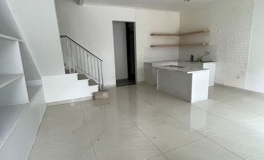 TERMURAH DISEWAKAN Rumah Golf Island PIK 6x12.5 3 Lantai