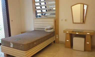 RUMAH MEWAH STRATEGIS - TOWN HOUSE, PEJATEN TIMUR PASAR MINGGU