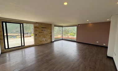 Se vende casa campestre en el exclusivo conjunto Casa de Campo, La Calera